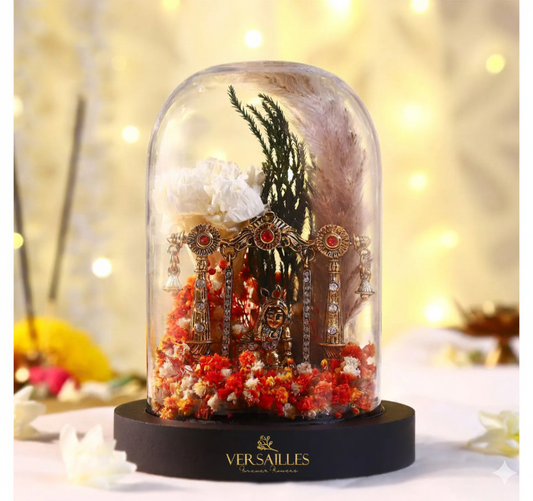 Laddu Gopal and Gypso